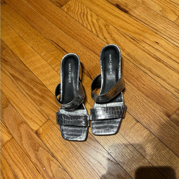 Alligator Crocodile Animal Print Slip Embossed shiny wide Strap Chunky block hel - Picture 2 of 9